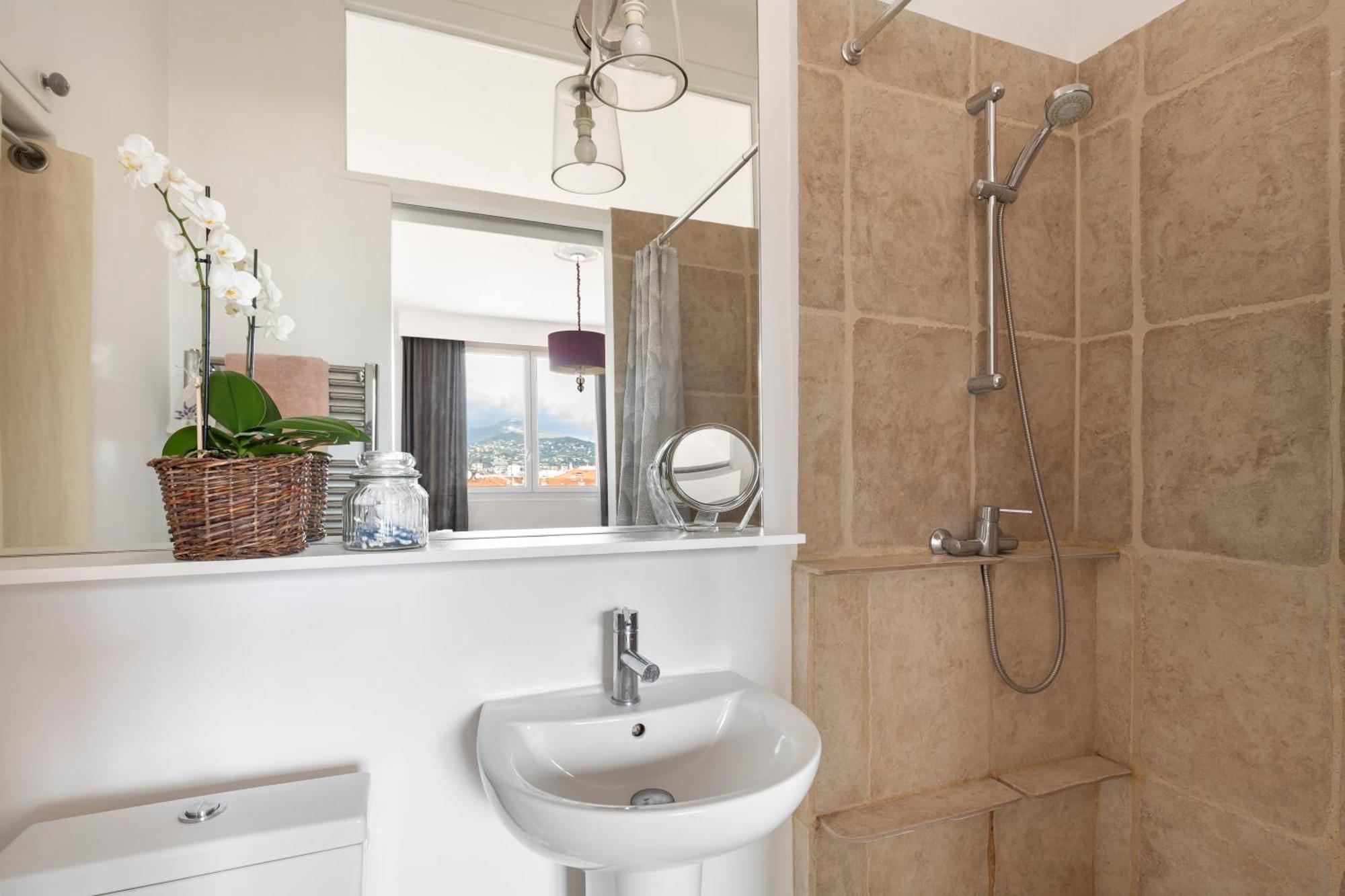 ניס Unique Sea View Apartment, Center, 100M2 מראה חיצוני תמונה